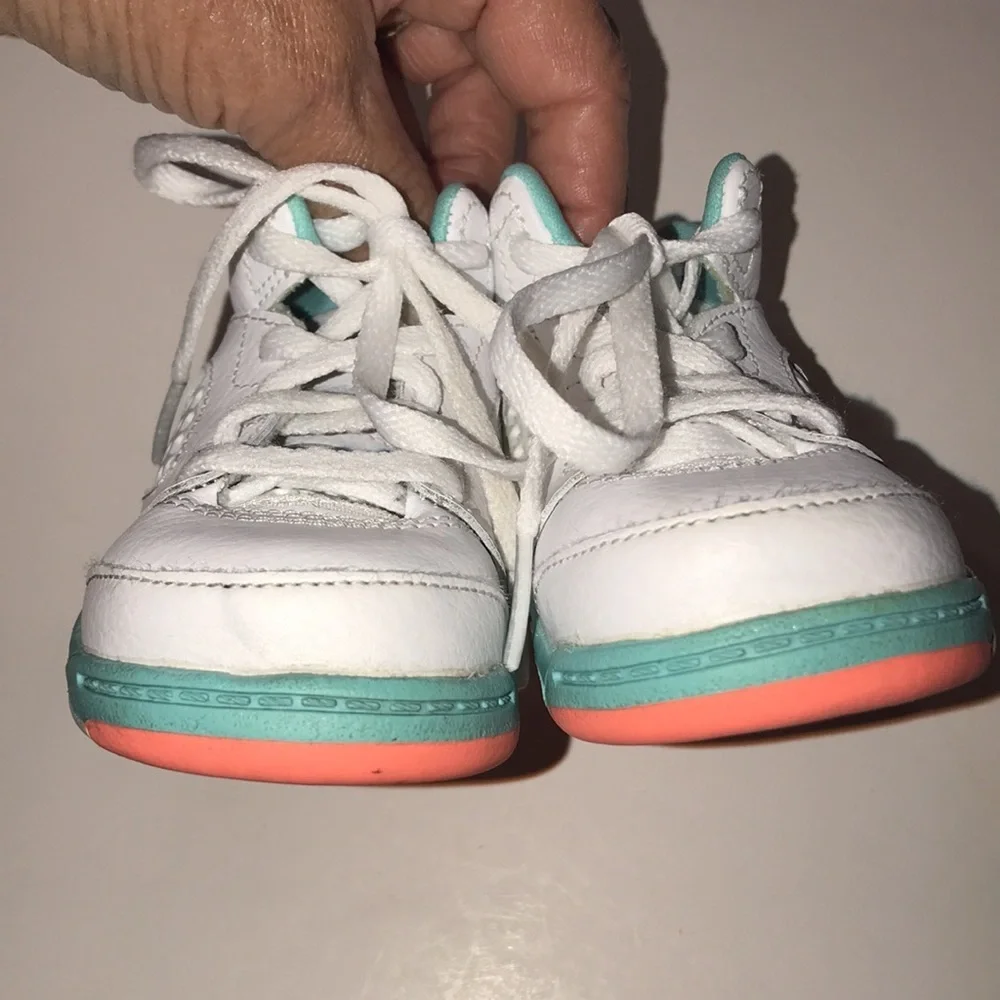 Girl’s Jordan V Retro Sneakers
